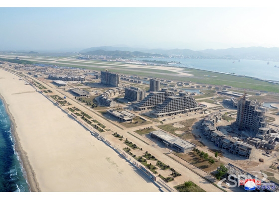 Gema Coast Tourist Area 원산갈마해안관광지구건설장 모습(5)