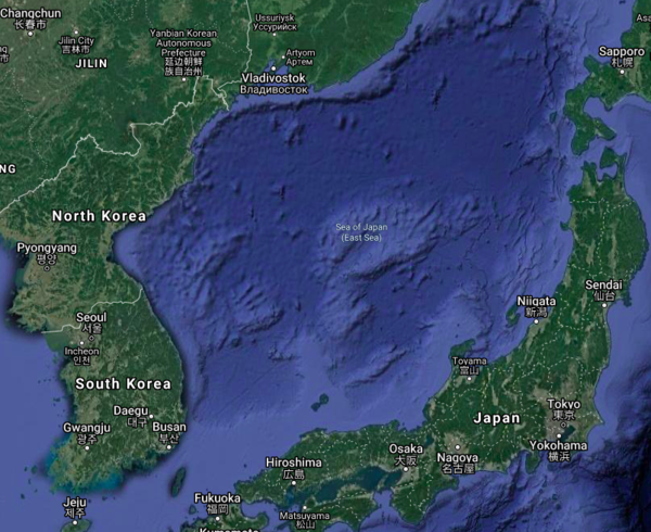구글 지도에 동해(East Sea)와 일본해(Sea of Japan)이 모두 표기된 모습(사진=구글맵 캡처)