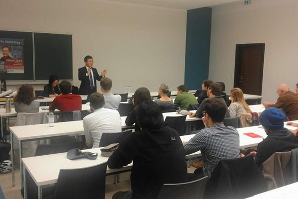 하이델베르크대학에서 열린 북한온라인바카라국제영화제 행사(사진=독일온라인바카라단체 사람)