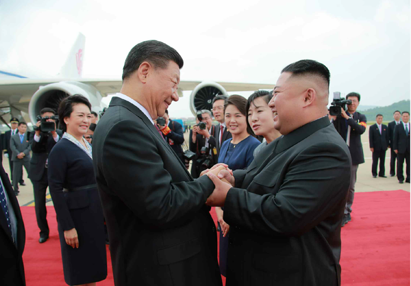 김정은 총서와 시진핑 중국 국가주석(사진=조선의 오늘)