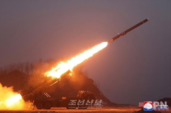 북한이 1월 30일 서해상에서 발사 훈련을 실시했다며 공개한 '화살-2'형 전략순항미사일(사진=조선신보)