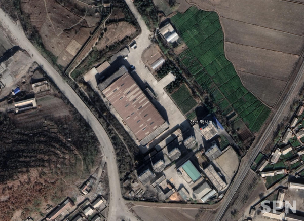 북한 평양 인근 강선 지역의 우라늄 농축시설(사진=구글어스 갈무리)