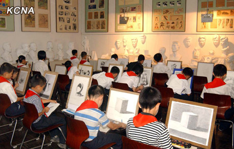 북한 초등학교 컴퓨터 교육(자료사진=조선의 오늘)