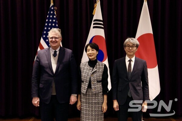제2차 바카라 사이트 인태대화. 왼쪽부터 대니얼 크리튼브링크 미국 국무부 동아태차관보, 정의혜 외교부 인도태평양 특별대표, 고베 야스히로 일본 외무성 총합외교정책국장(사진=외교부)