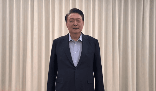 윤석열 대통령이 슬롯사이트 지니영장이 집행되기 전 입장을 밝히고 있다.(사진=영상 갈무리)