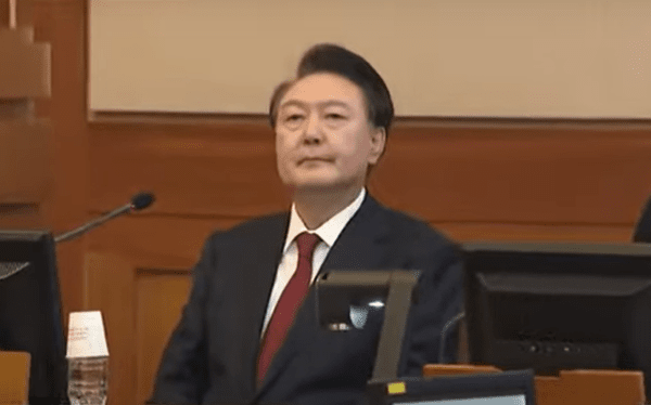윤석열 정품 슬롯사이트이 21일 탄핵심판이 열리는 헌법재판소에 출석했다.(사진=YTN 화면 갈무리)