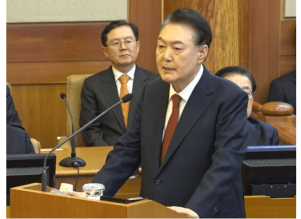 윤석열 우리 카지노이 25일 헌법재판소에서 최후변론을 하고 있다.(사진=연합뉴스TV 화면 갈무리)