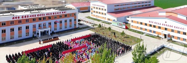 북한 평성관개기계카지노사이트추천 준공식(사진-노동신문/뉴스1)