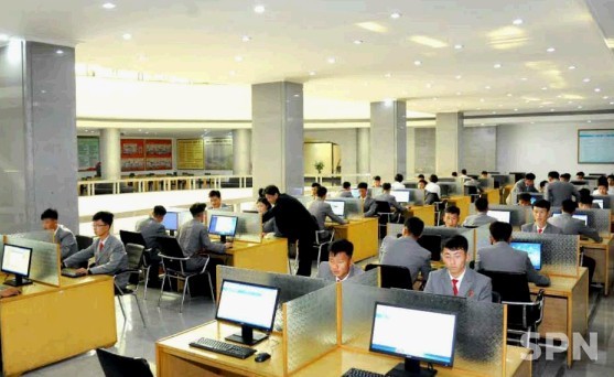 북한 김책공업종학대학 전자도서관(사진=조선의 오늘)
