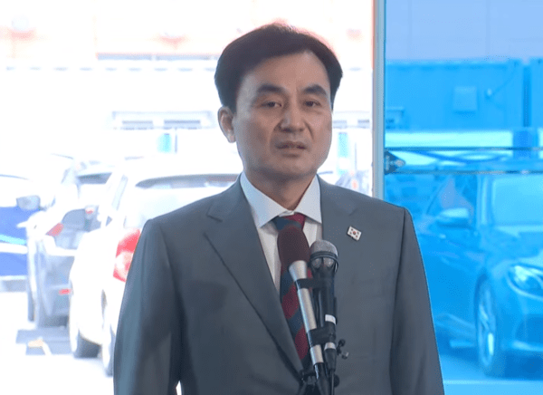 메이저사이트 국방부 장관 후보자가 27일 육군회관 인사청문회 준비사무실에 출근하면서 기자들과 회견하고 있다.(사진=JTBC 화면 갈무리)