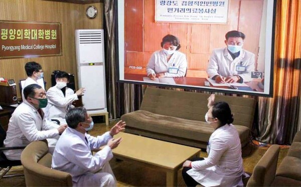 북한 바카라 토토 원격진료 모습(사진=조선의 오늘)
