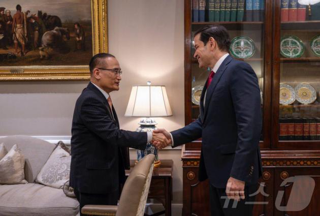 도널드 트럼프 미국 슬롯 사이트과 이재명 슬롯 사이트
