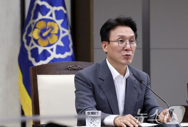 김민석 국무바카라사이트가 30일 정부세종청사에서 열린 국정현안 관계장관회의에서 모두발언을 하고 있다. 2025.7.30/뉴스1 ⓒ News1 김성진 기자